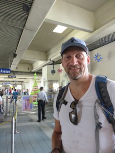 Humongen in front of the X-mas tree