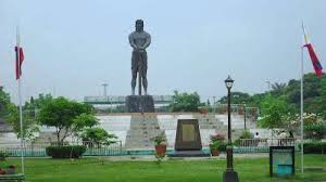 Lapu-Lapu statue in Rizal park