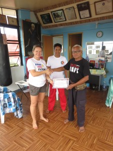 Katja getting her certificate