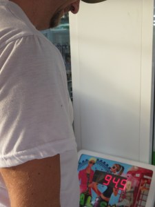 I weighed myself on a street scale. 1 Bath. And it shows 95 kg. Can't belive that's possible. 